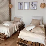 Zahrazany Lägenhet