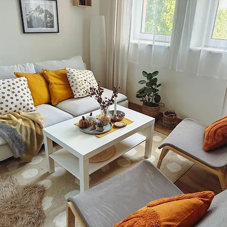 Zahrazany Apartment Most