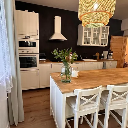 Apartment Zahrazany *