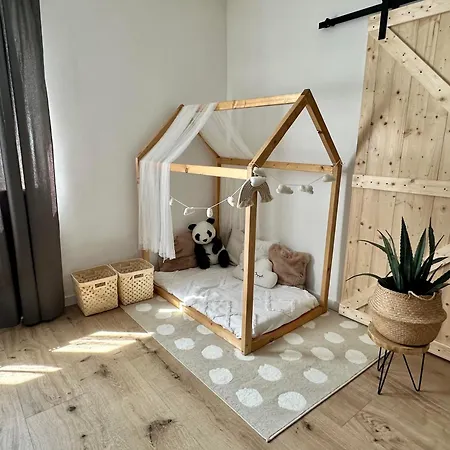 Zahrazany Apartment *