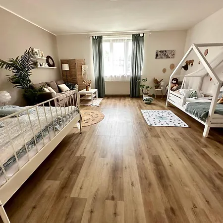 Apartment Zahrazany *