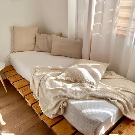 Zahrazany Apartment Most